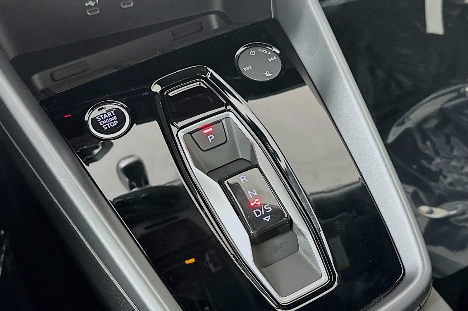 New 2026 Manhattan Gray Metallic Audi Premium Plus image 7