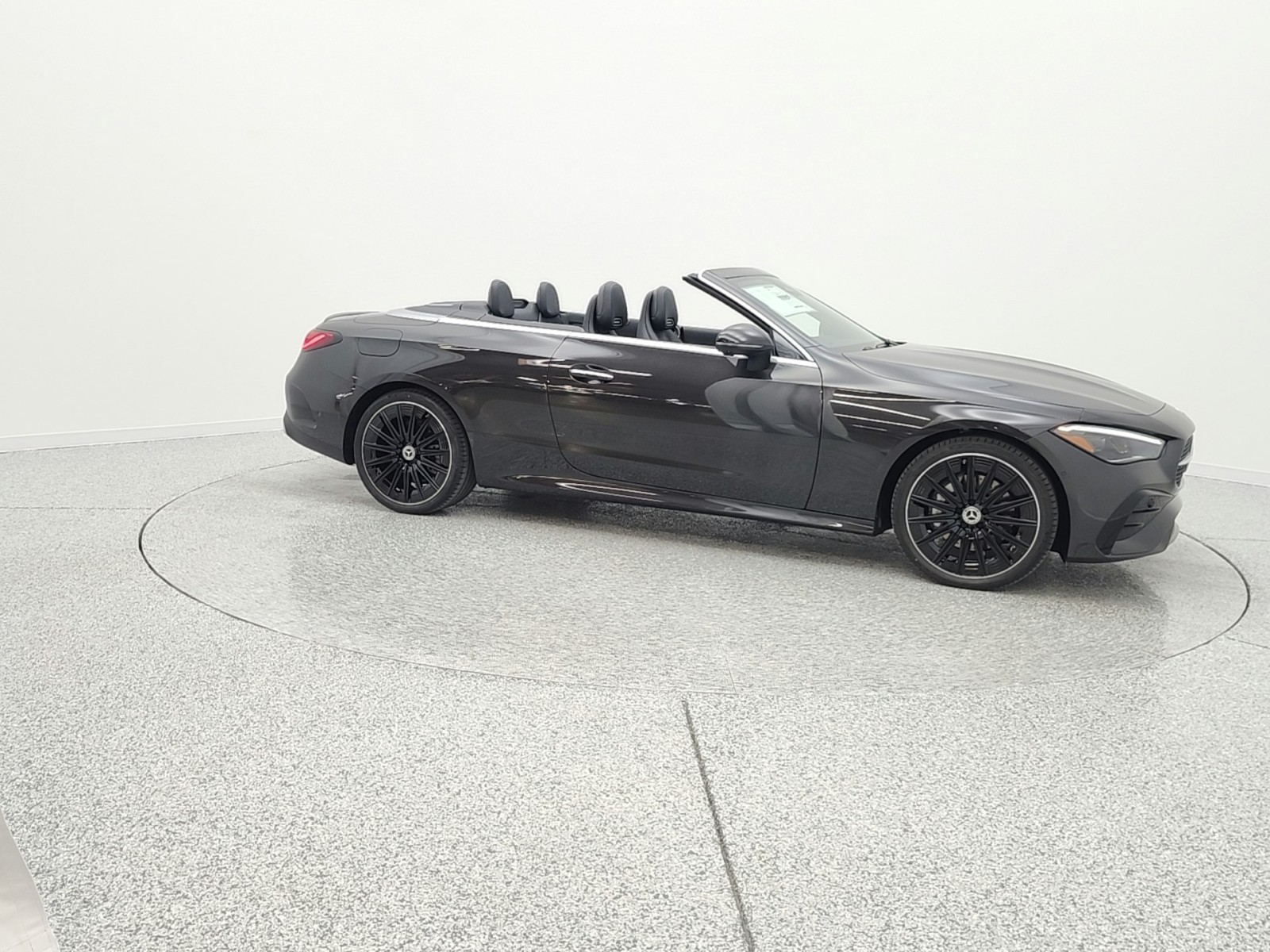 New 2026 Graphite Grey Metallic Mercedes-Benz CLE 300 4MATIC® Cabriolet image 4