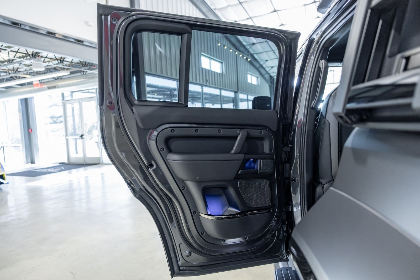 Used Car 2025 Land Rover Defender  Octa Edition One For Sale Under $170,000 In Boerne, Texas