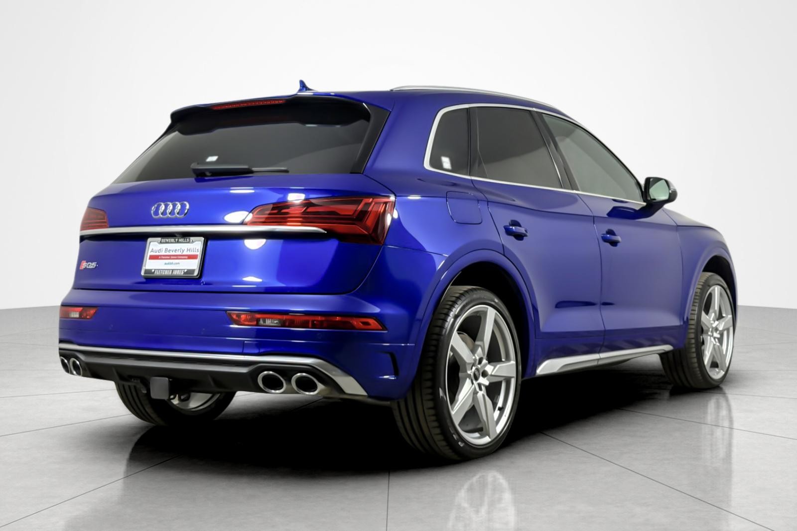 Used 2023 Ultra Blue Metallic Audi Premium Plus 3.0 TFSI quattro image 5