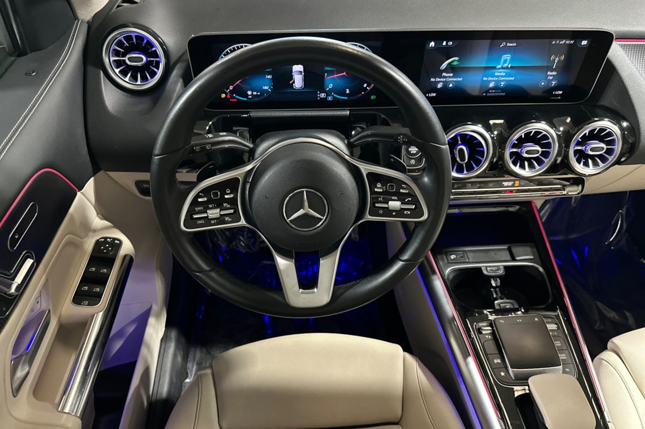 Used 2021 Polar White Mercedes-Benz GLA 250 image 13