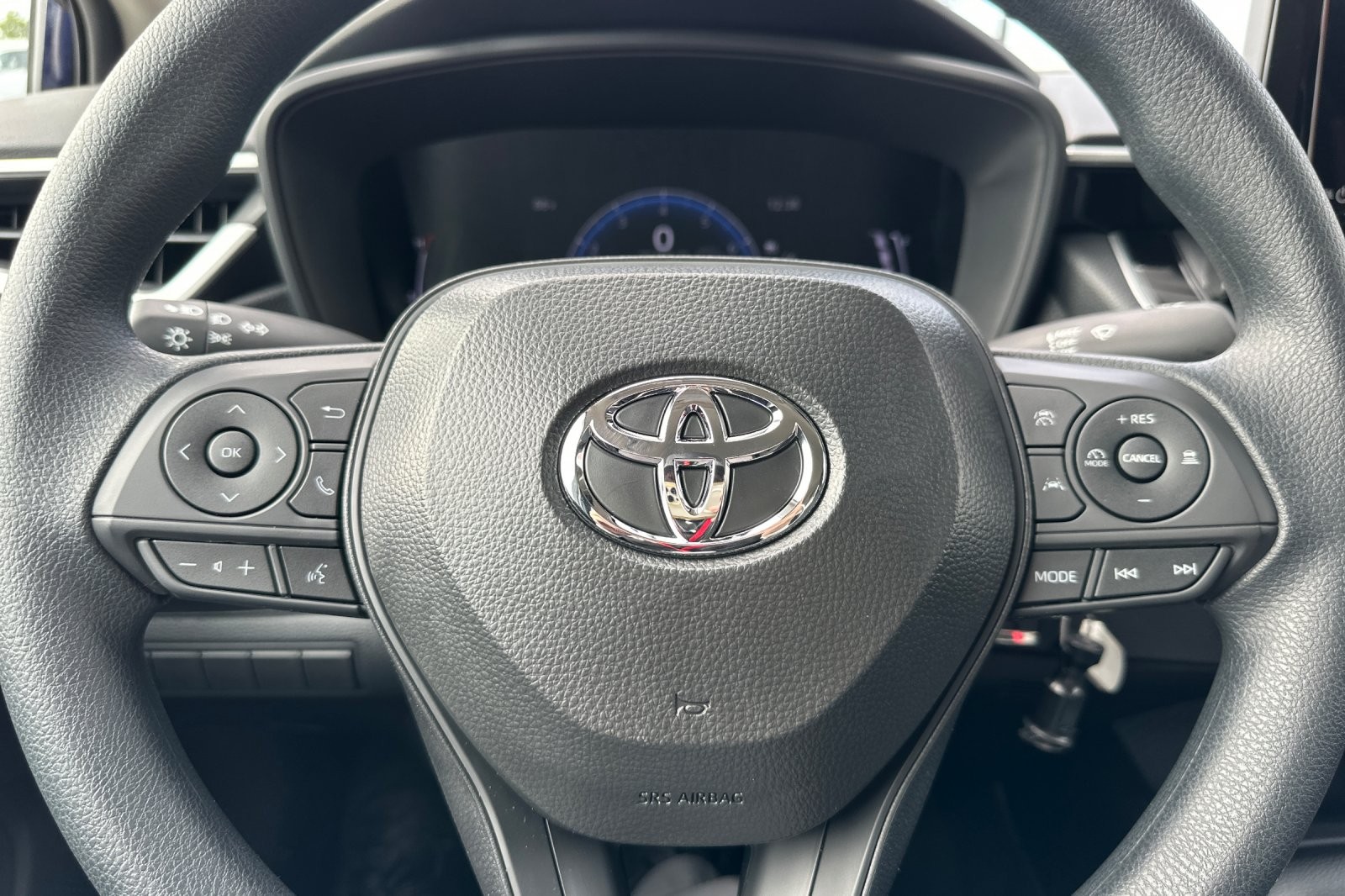 2026 Toyota Corolla LE photo 20