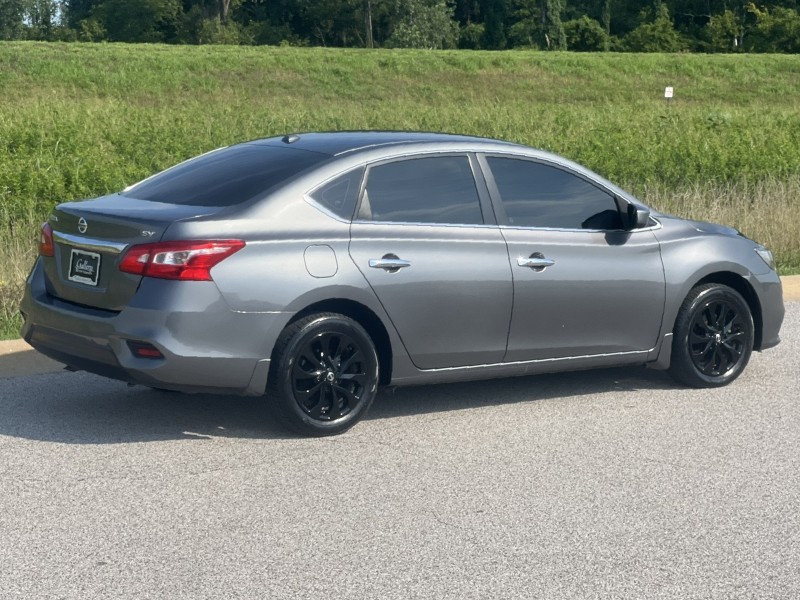 2017 Nissan Sentra SV w/ Style Package in CHESTERFIELD, Missouri