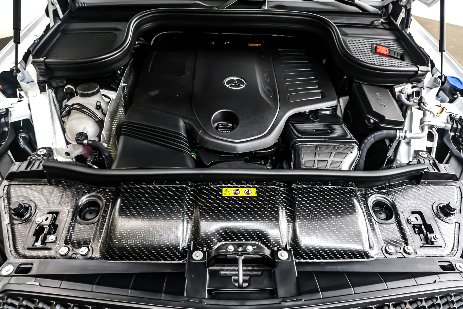 New 2026 Polar White Mercedes-Benz GLE 450 image 11