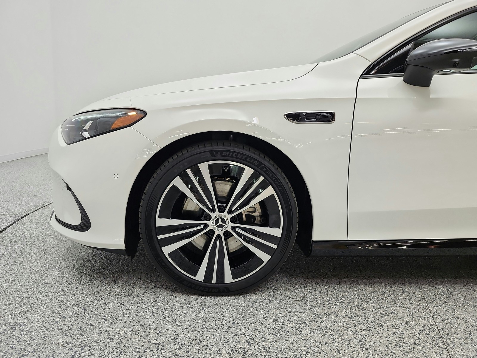 New 2027 Polar White Mercedes-Benz CLA 250+ Electric RWD image 15