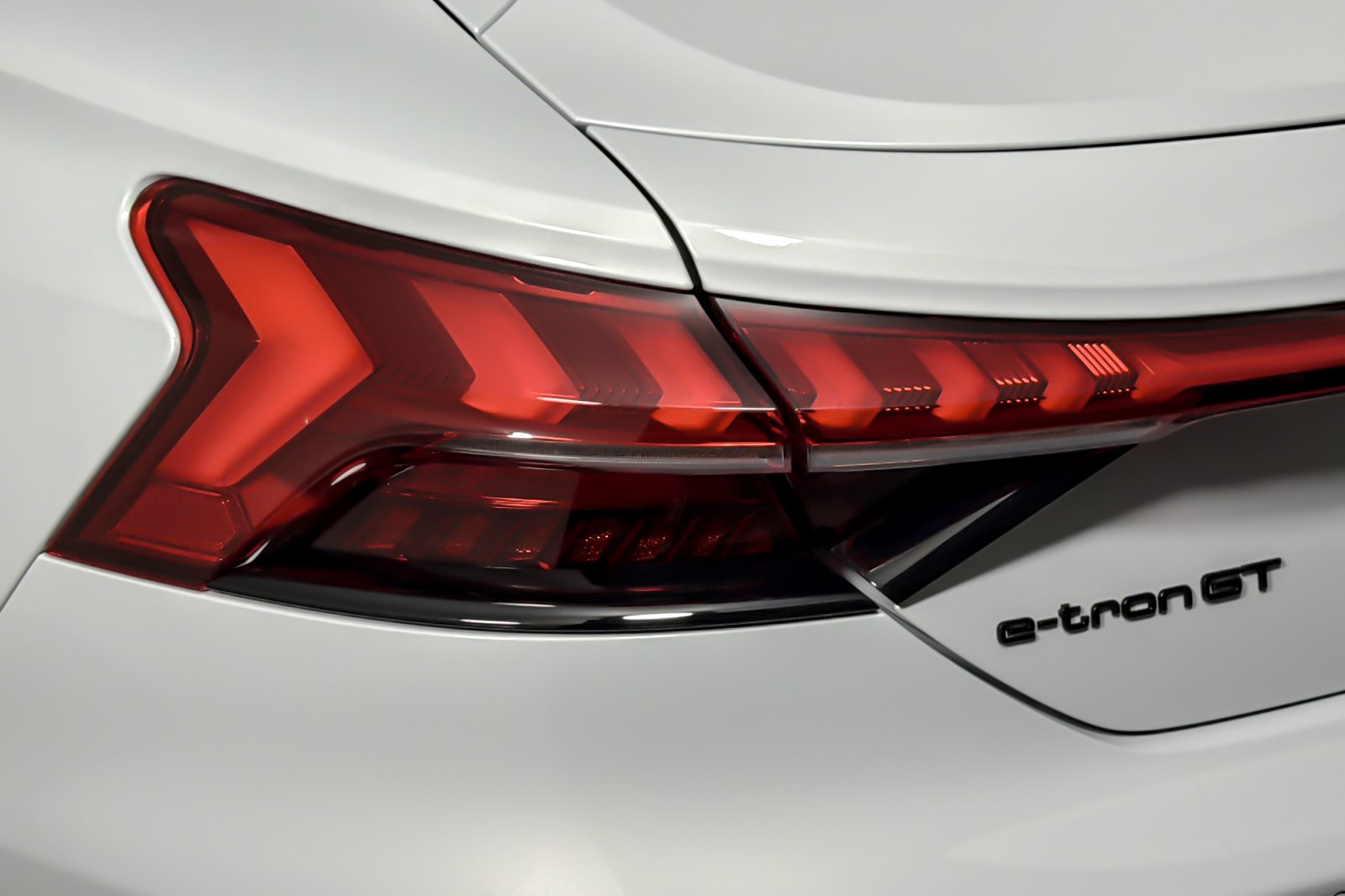 Used 2024 Suzuka Gray Metallic Audi Premium Plus quattro image 26