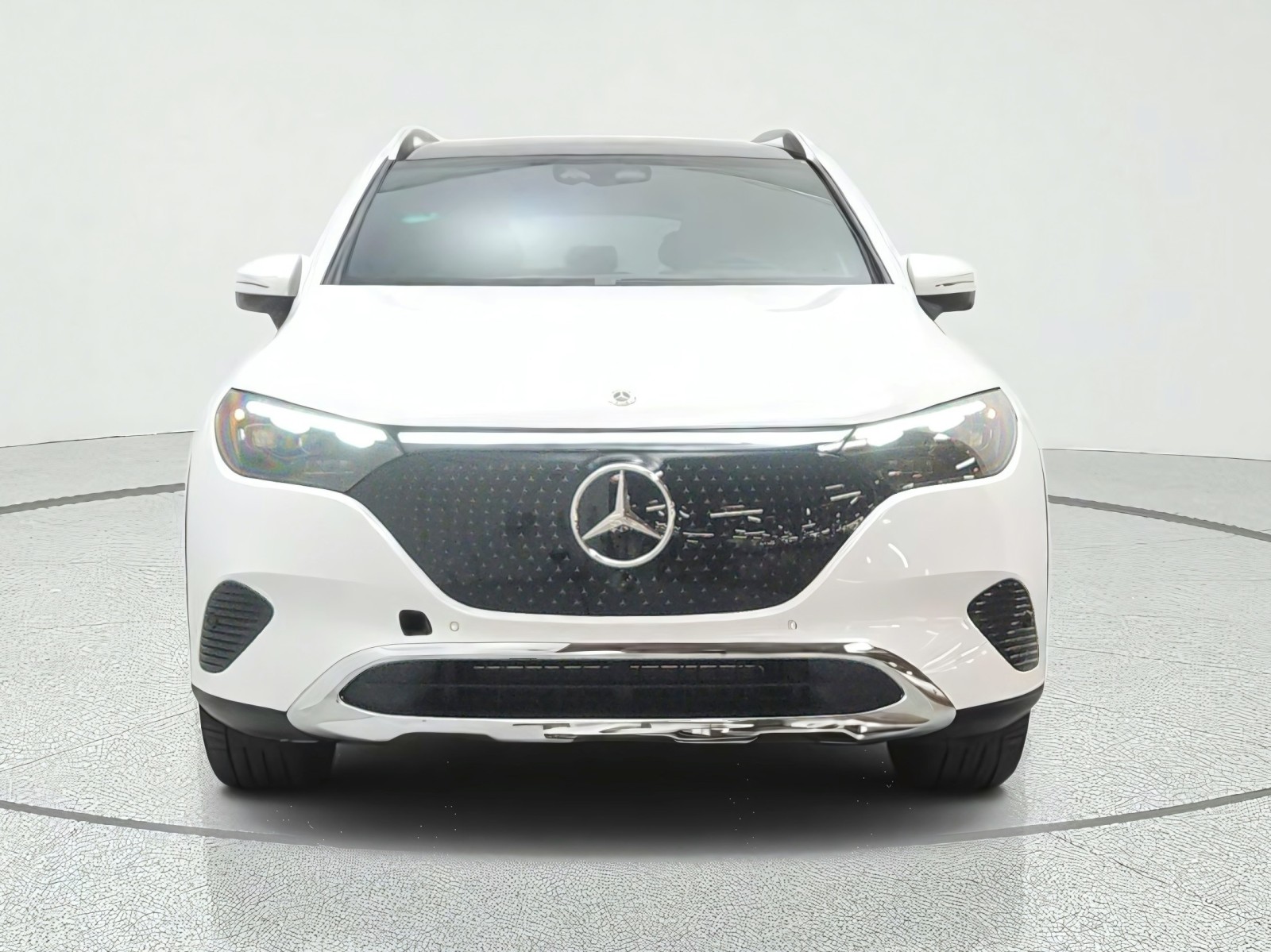 New 2027 Polar White Mercedes-Benz EQE 320+ SUV image 2