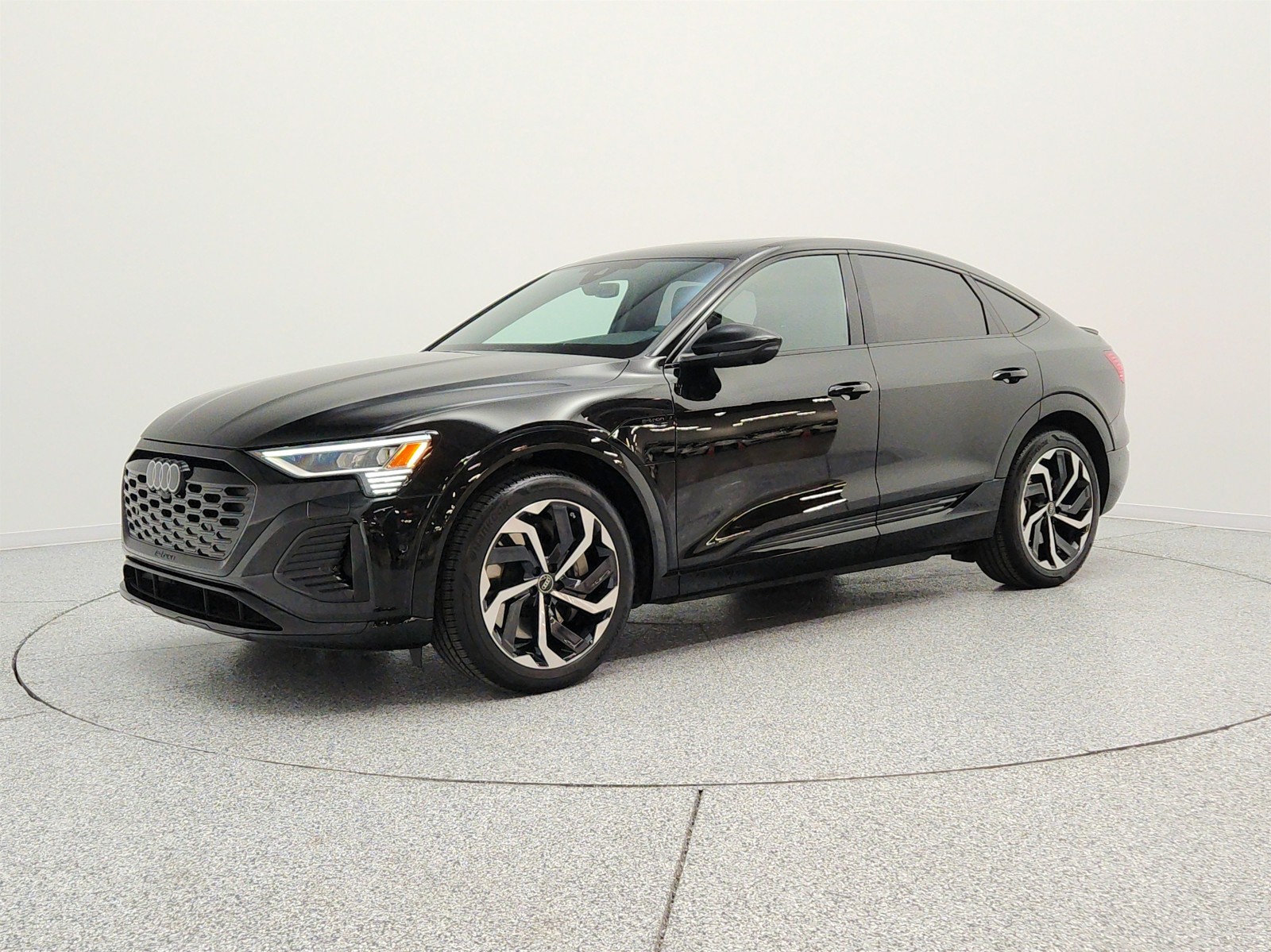 2024 Audi Q8 e-tron Sportback 2024 Audi Q8 e-tron Sportback S line Premium Plus quattro Sport Utility