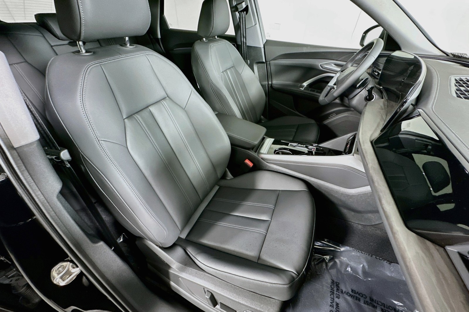 New 2026 Mythos Black Metallic Audi Premium image 8
