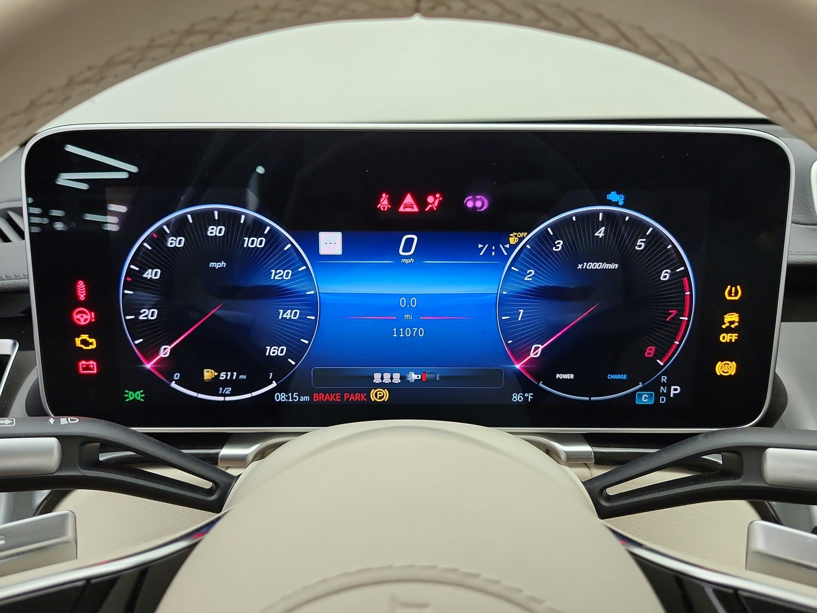 Certified Used 2023 MANUFAKTUR Diamond White Mercedes-Benz S 580 4MATIC® Sedan image 9