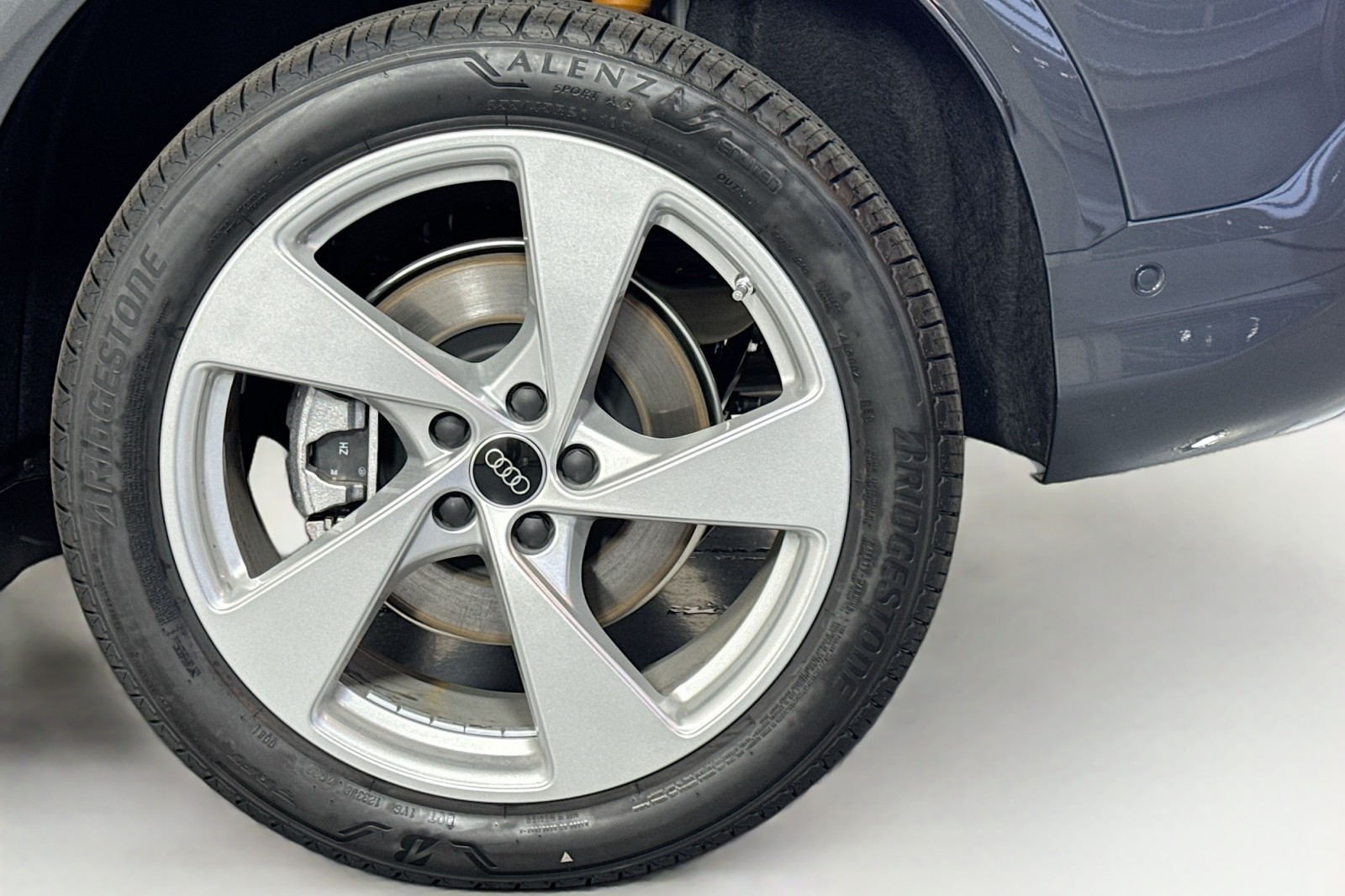 New 2025 Tambora Gray Metallic Audi Premium Plus 2.0 TFSI quattro image 28