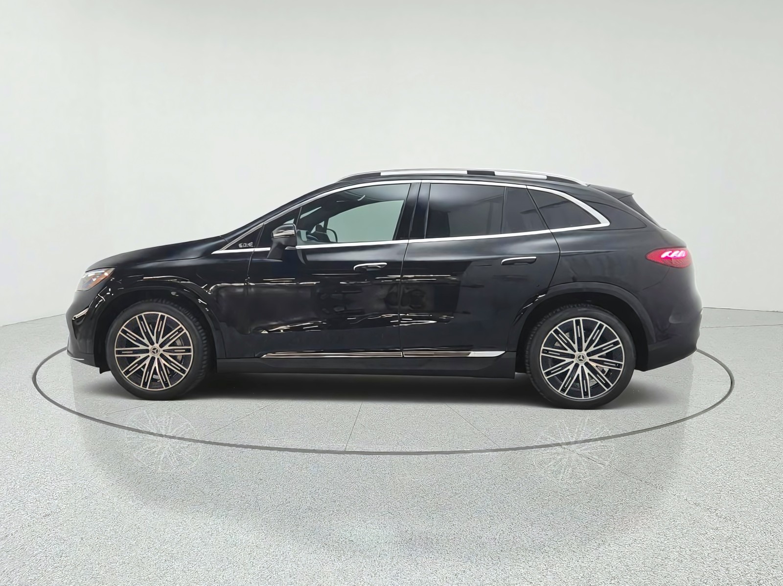 New 2027 Black Mercedes-Benz EQE 320+ SUV image 8