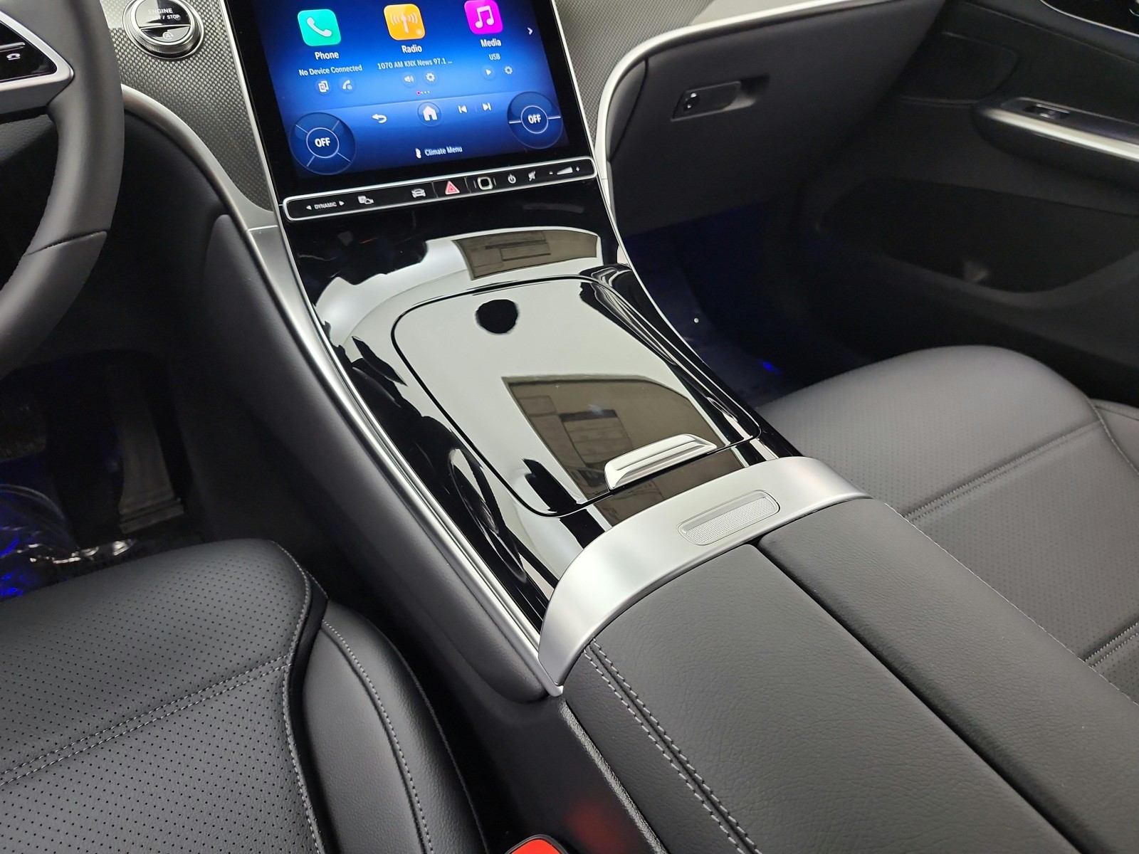 New 2026 Black Mercedes-Benz GLC 300 image 10