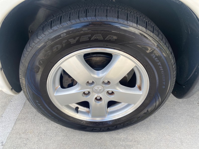 2006 Dodge Caravan SXT LOW MILES 28,367 1 OWNER HANDICAP LIFT in , 