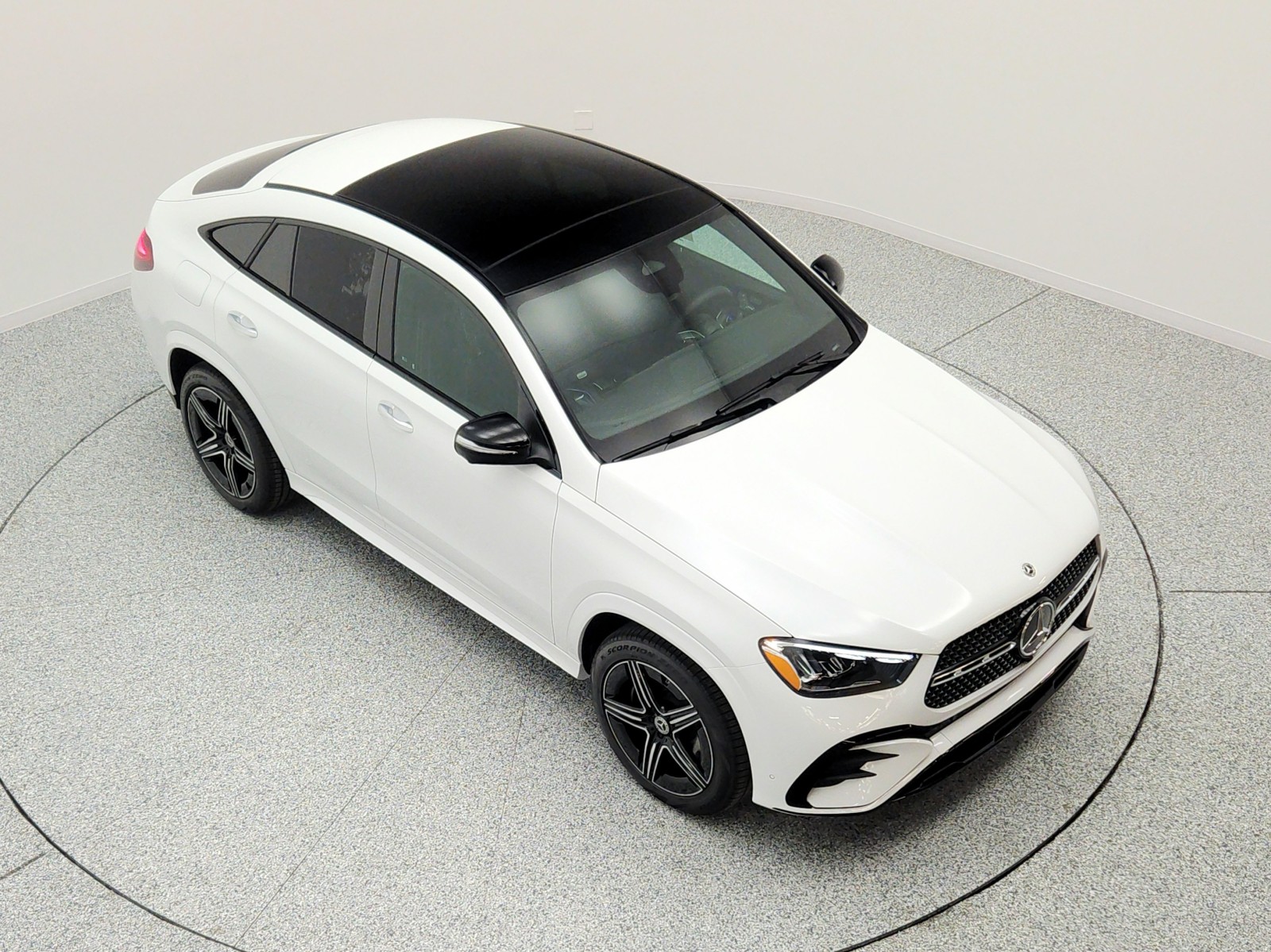 New 2026 MOONLIGHT WHITE Mercedes-Benz GLE 450 4MATIC® Coupe image 18