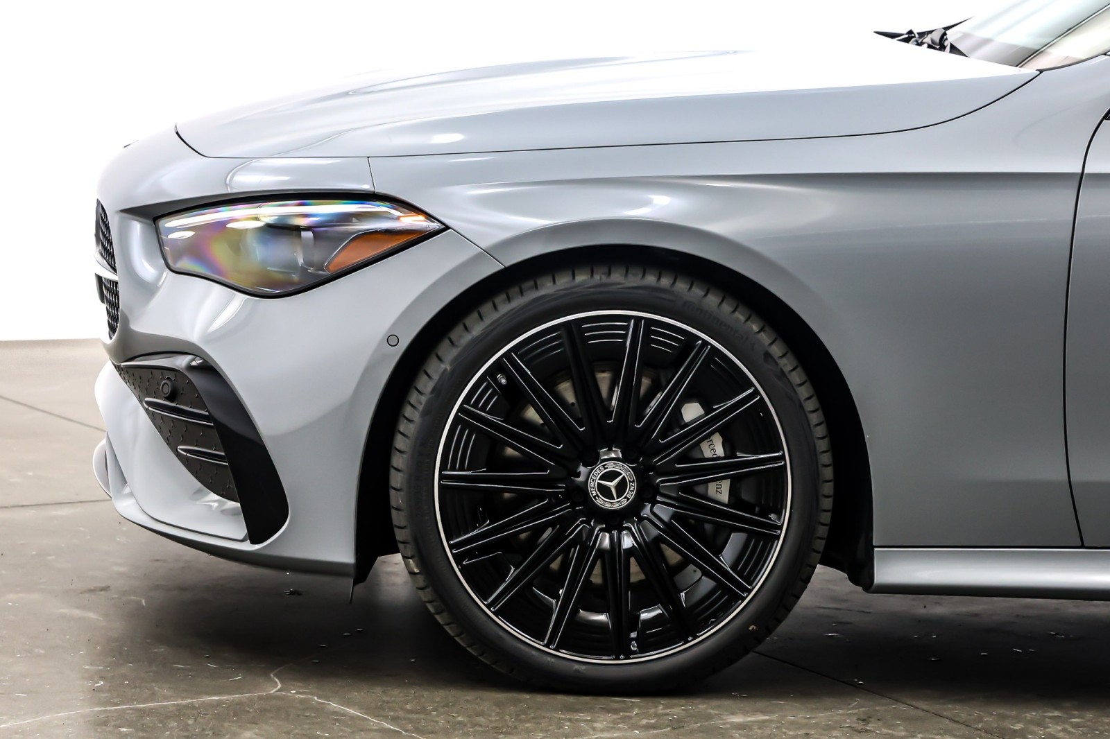 New 2026 MANUFAKTUR Alpine Grey Metallic Mercedes-Benz CLE 450 image 9