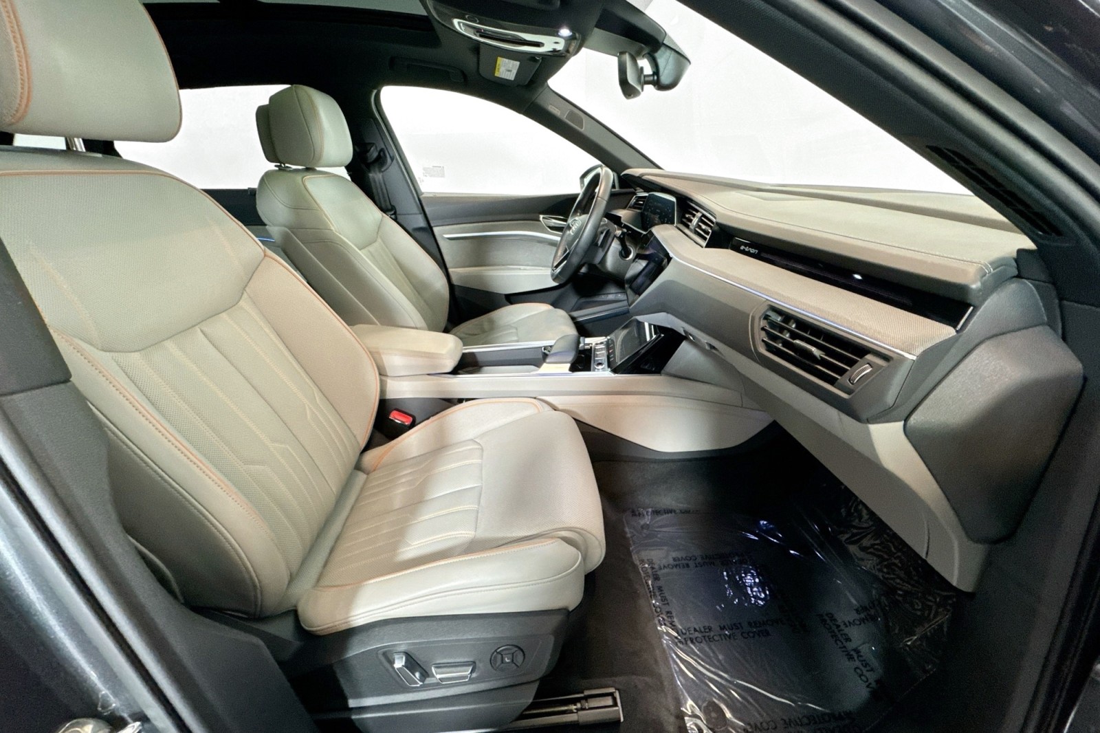 Used 2024 Daytona Gray Pearl Effect Audi Prestige image 27