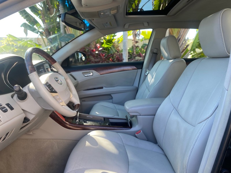 2011 Toyota Avalon Limited LOW MILES 80,879 in ,