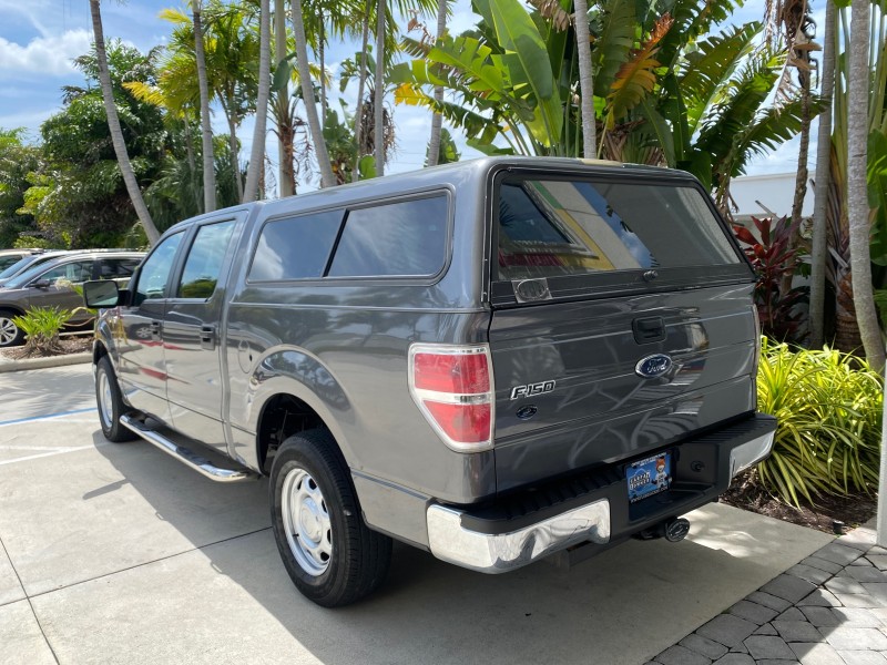 2010 Ford F-150 4 DR CREW XL LOW MILES 34,625 in , 
