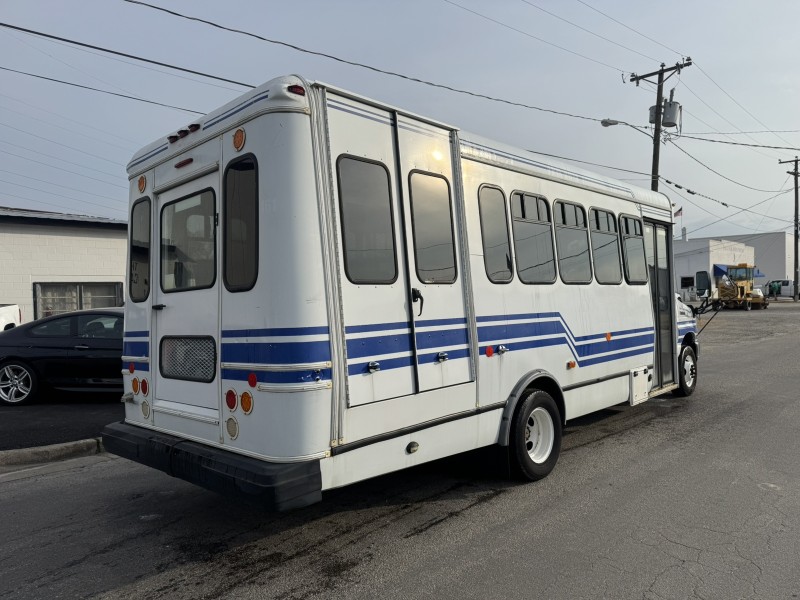 2015 Ford E-450 Wheelchair Lift & Passenger Bus in , 