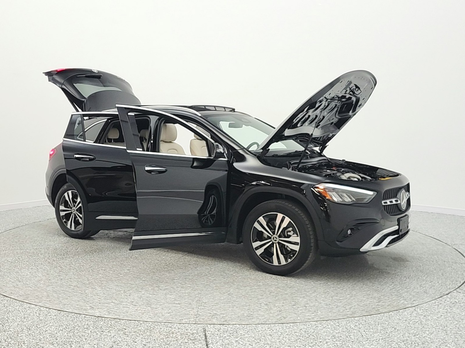 Certified Used 2025 Night Black Mercedes-Benz GLA 250 SUV image 21