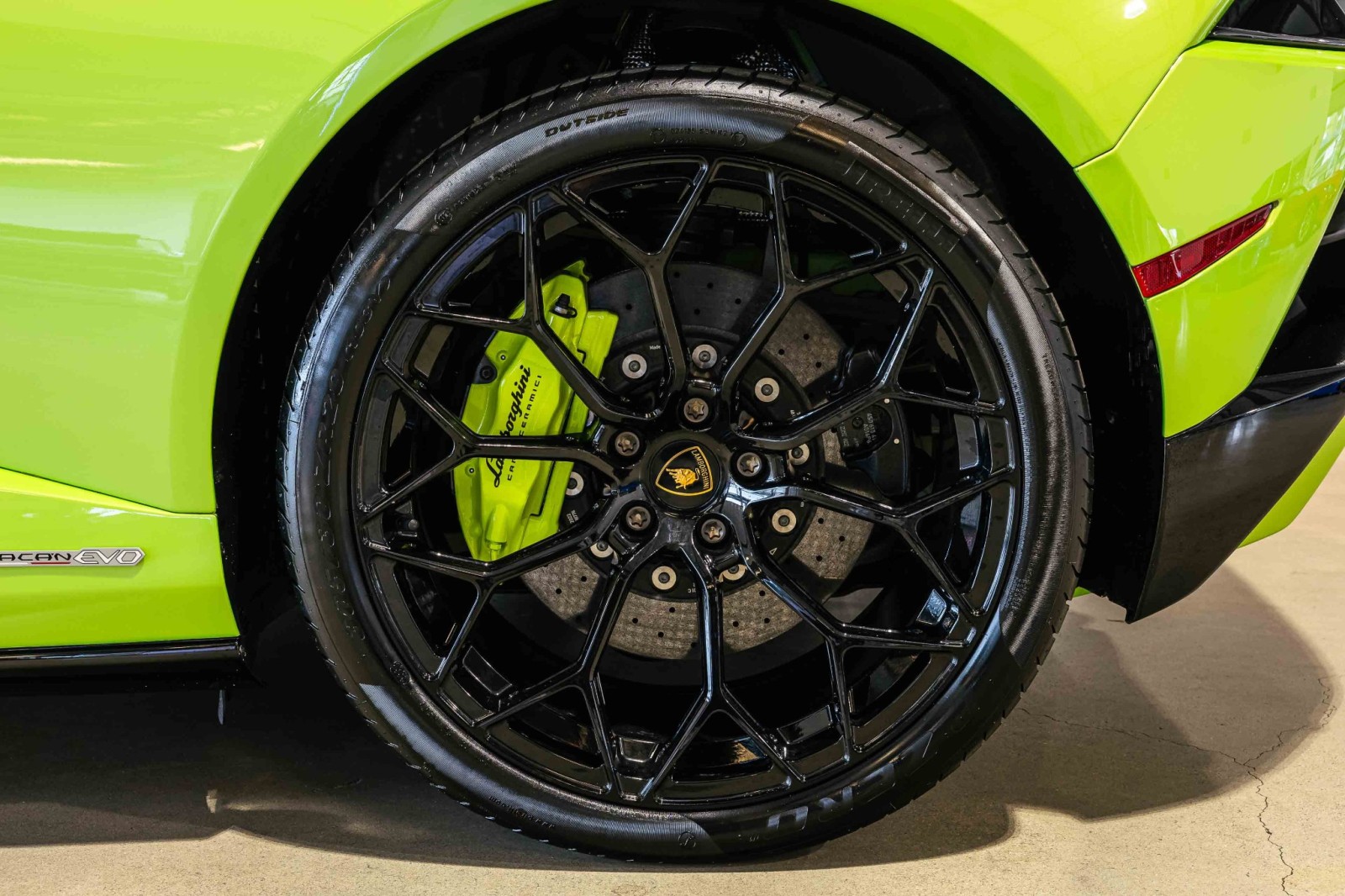 2023 Lamborghini Huracan Evo  In Boerne, Texas