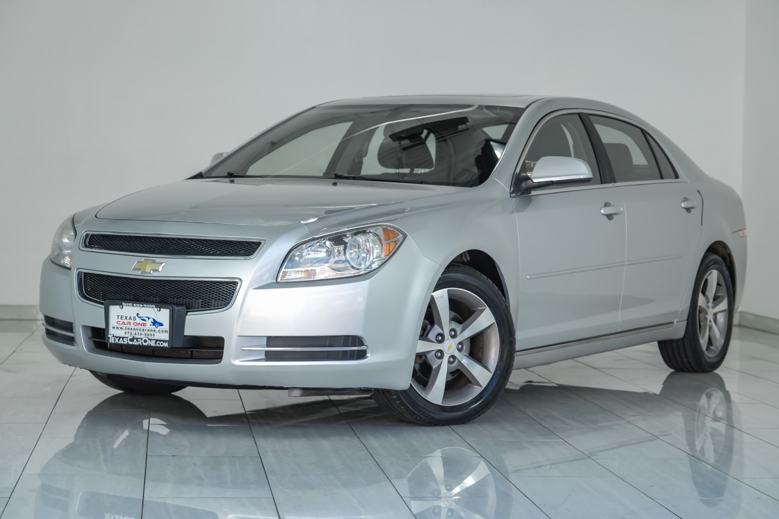 2011 Chevrolet Malibu LT AUTOMATIC SUNROOF CRUISE CONTROL ALLOY WHEELS 4