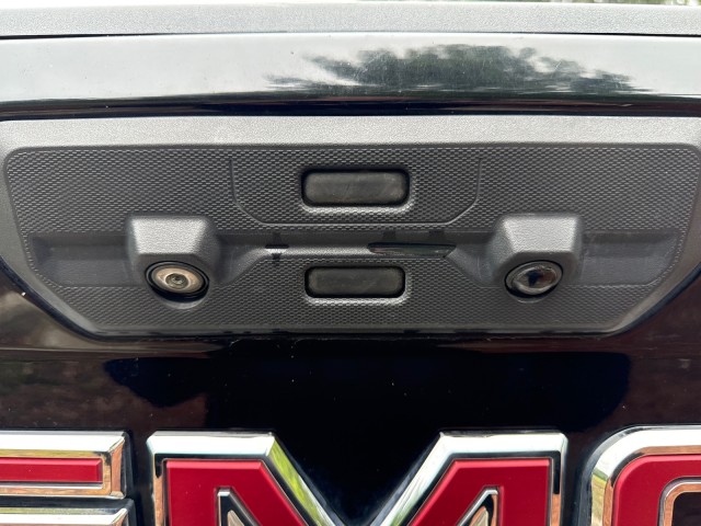 GMCSierra 2500HD53