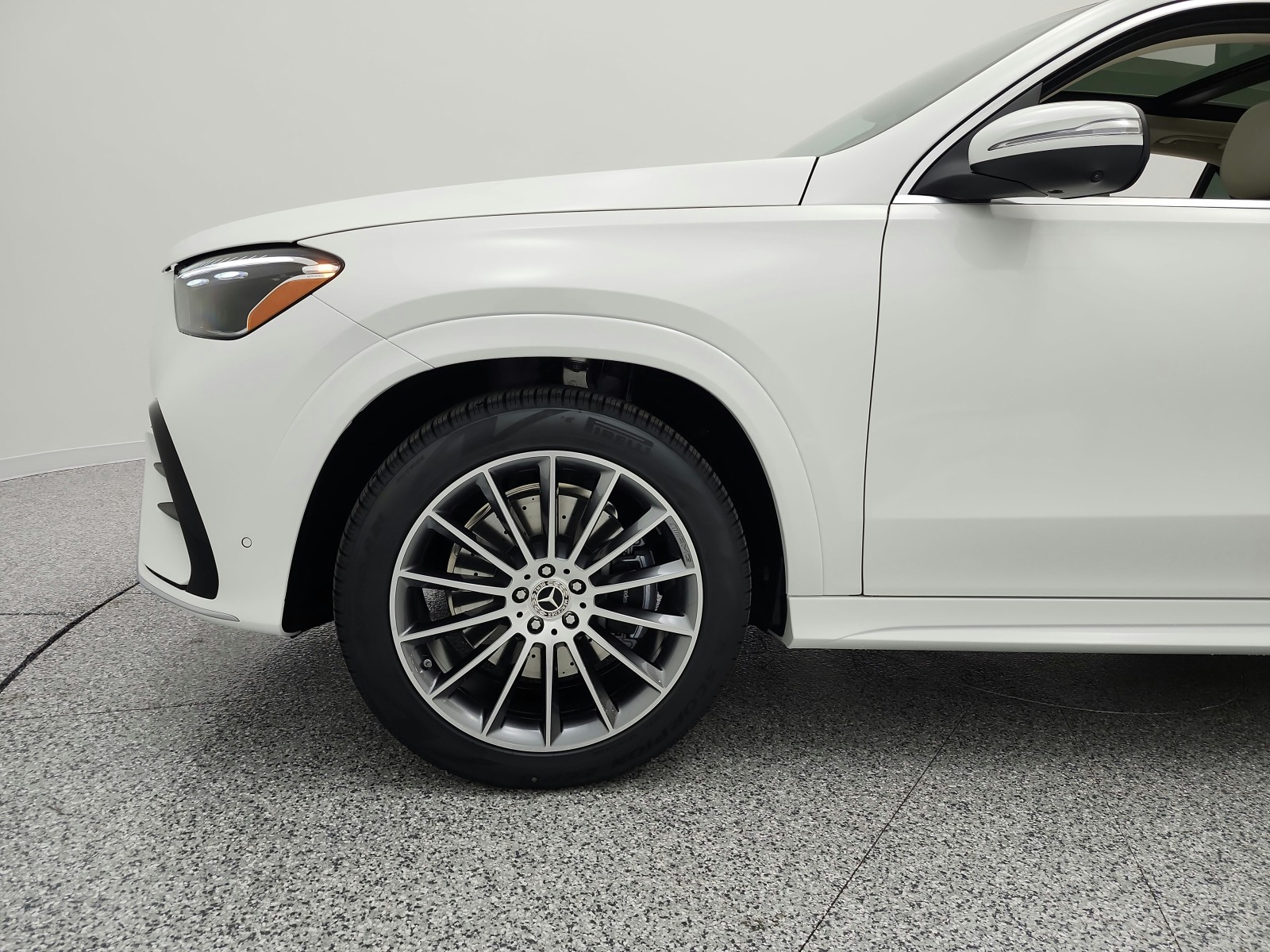 New 2026 Polar White Mercedes-Benz GLE 350 image 13
