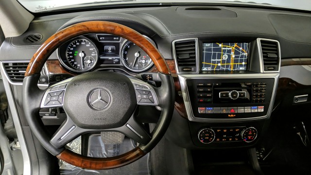 2013 Mercedes-Benz GL-Class GL 550 19