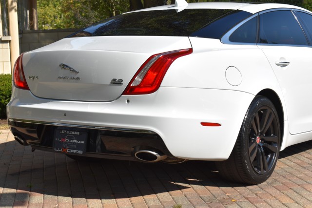 2017 Jaguar XJ Navi Leather Moonroof Blind Spot Heated Front Seats Rear Camera MSRP $90,321 13