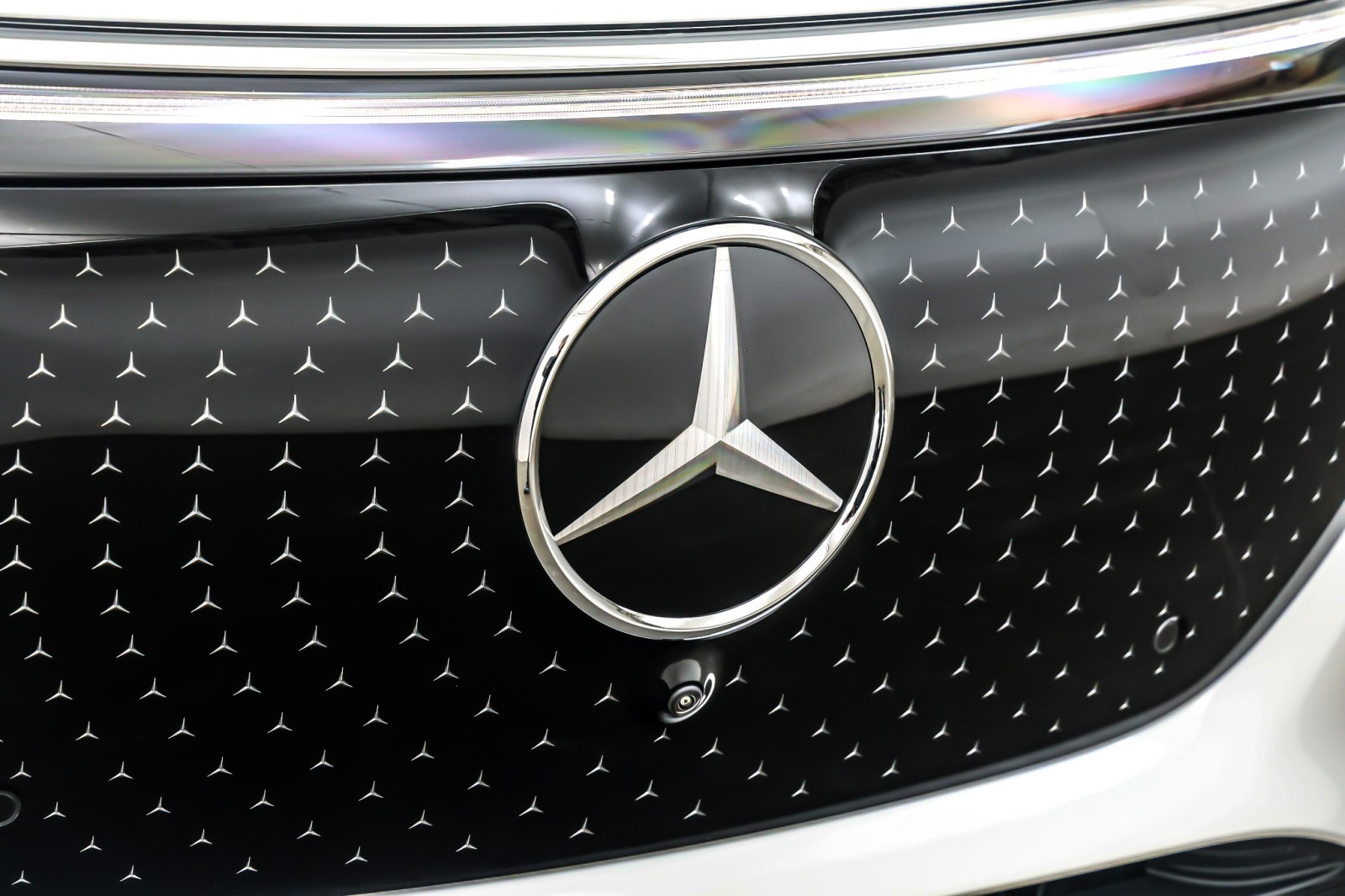 New 2026 Polar White Mercedes-Benz EQS 400 image 12