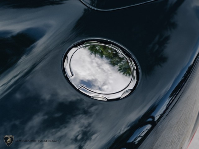 Aston Martin Vanquish