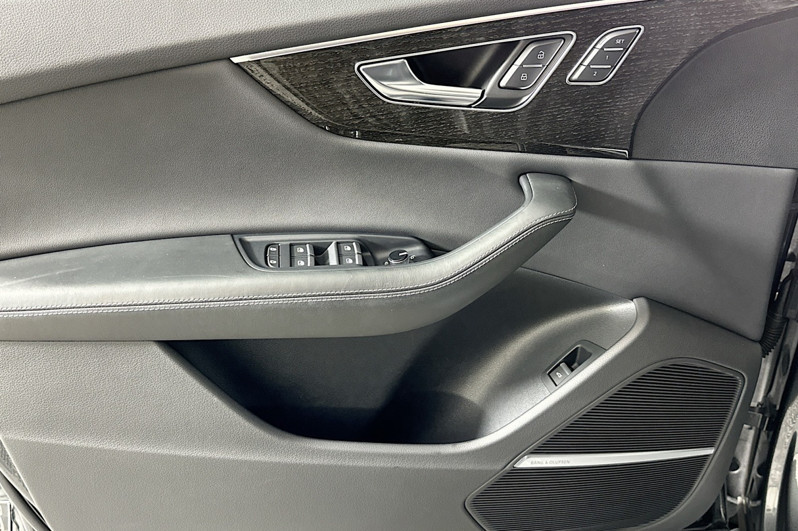 Used 2022 Daytona Gray Pearl Effect Audi Premium Plus image 21