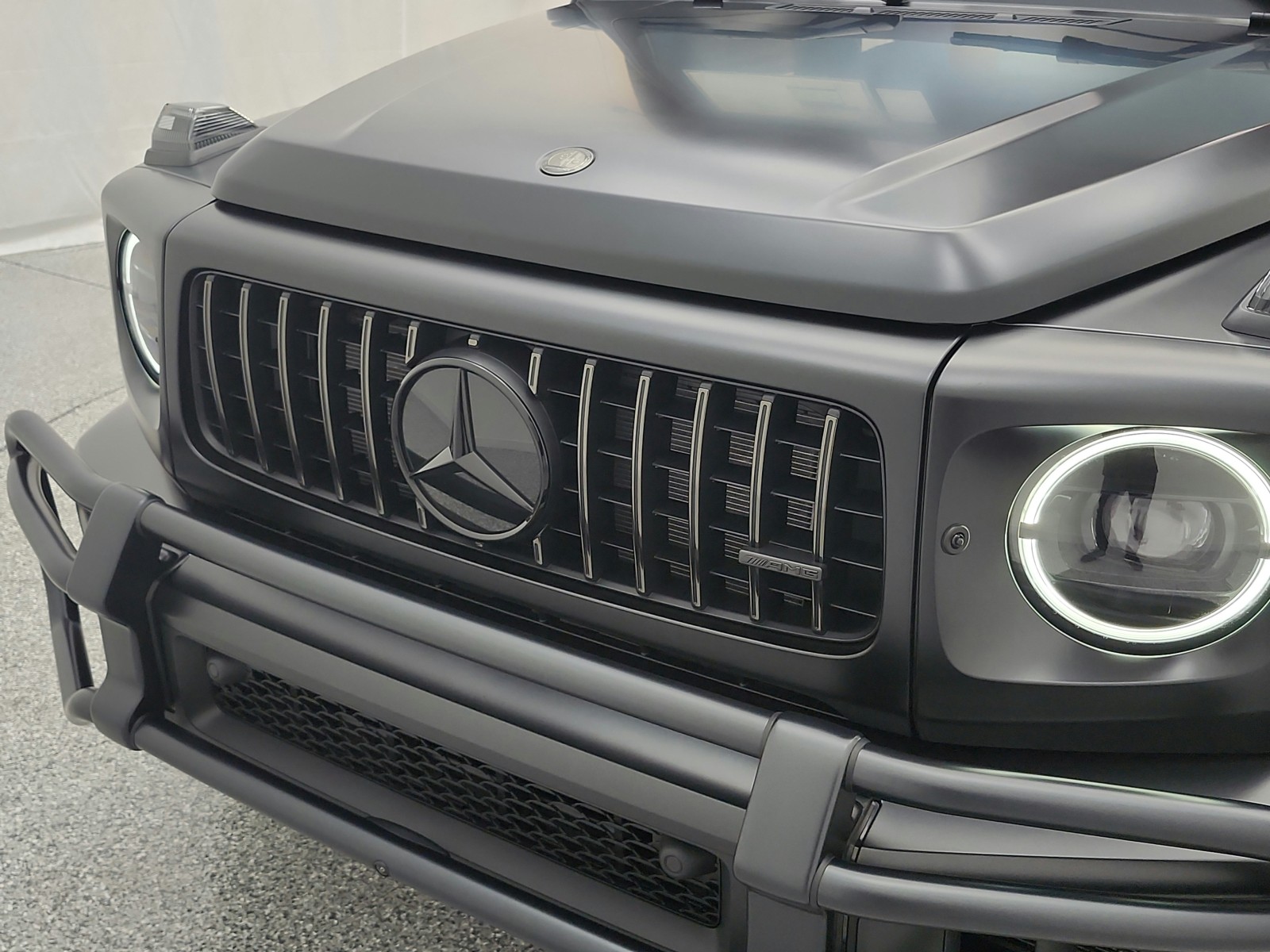 New 2026 MANUFAKTUR Night Black magno Mercedes-Benz AMG® G 63 image 13