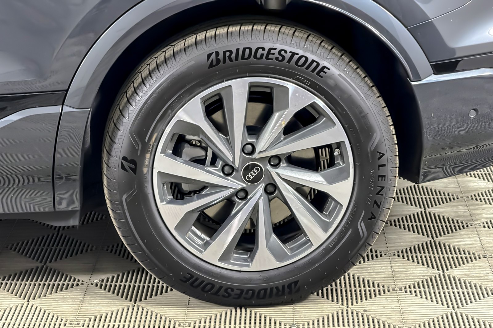 New 2027 Manhattan Gray Metallic Audi Premium quattro image 26