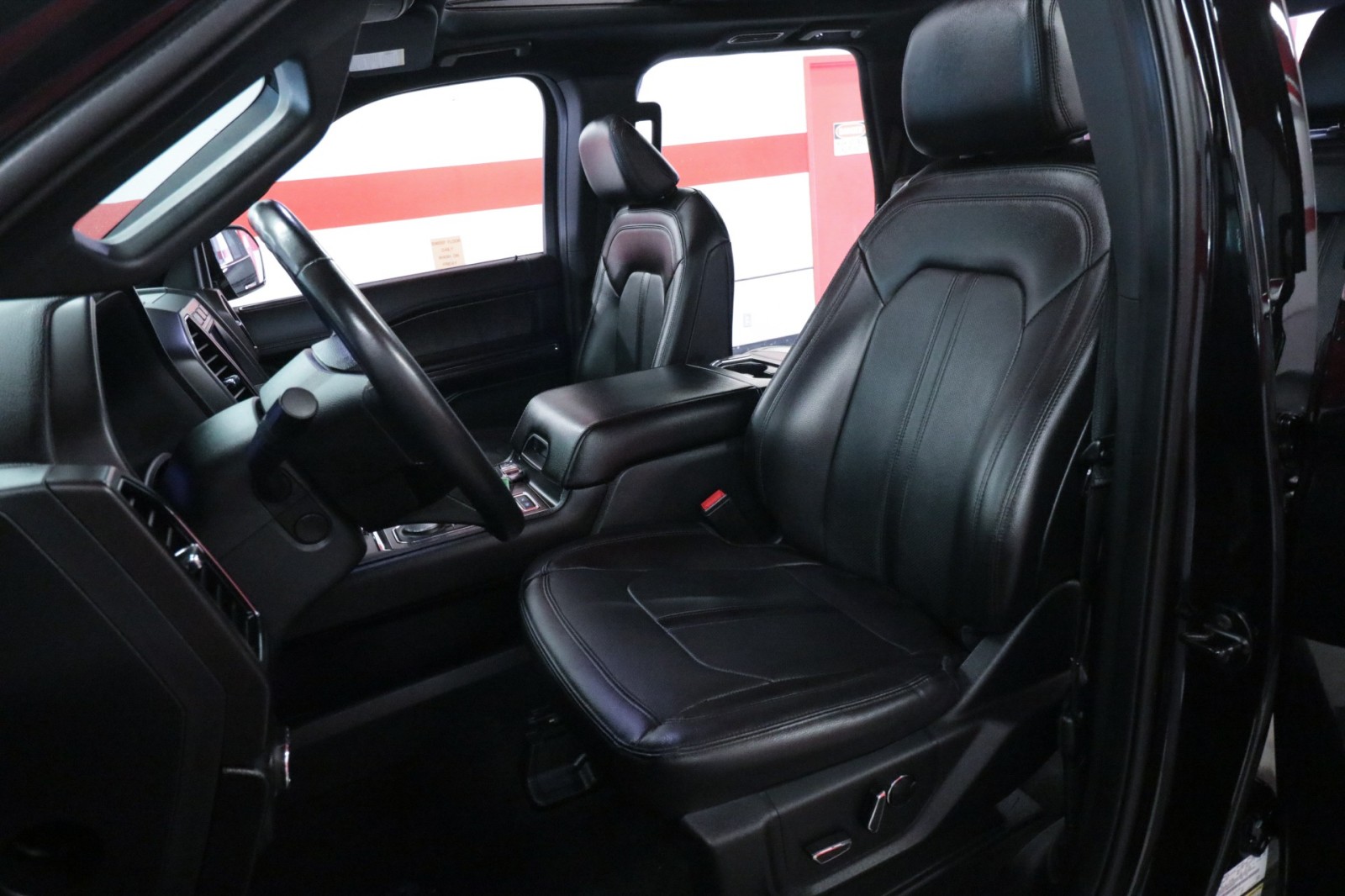 Used Car 2021 Ford Expedition  Limited For Sale Under $35,000 In Austin, Texas