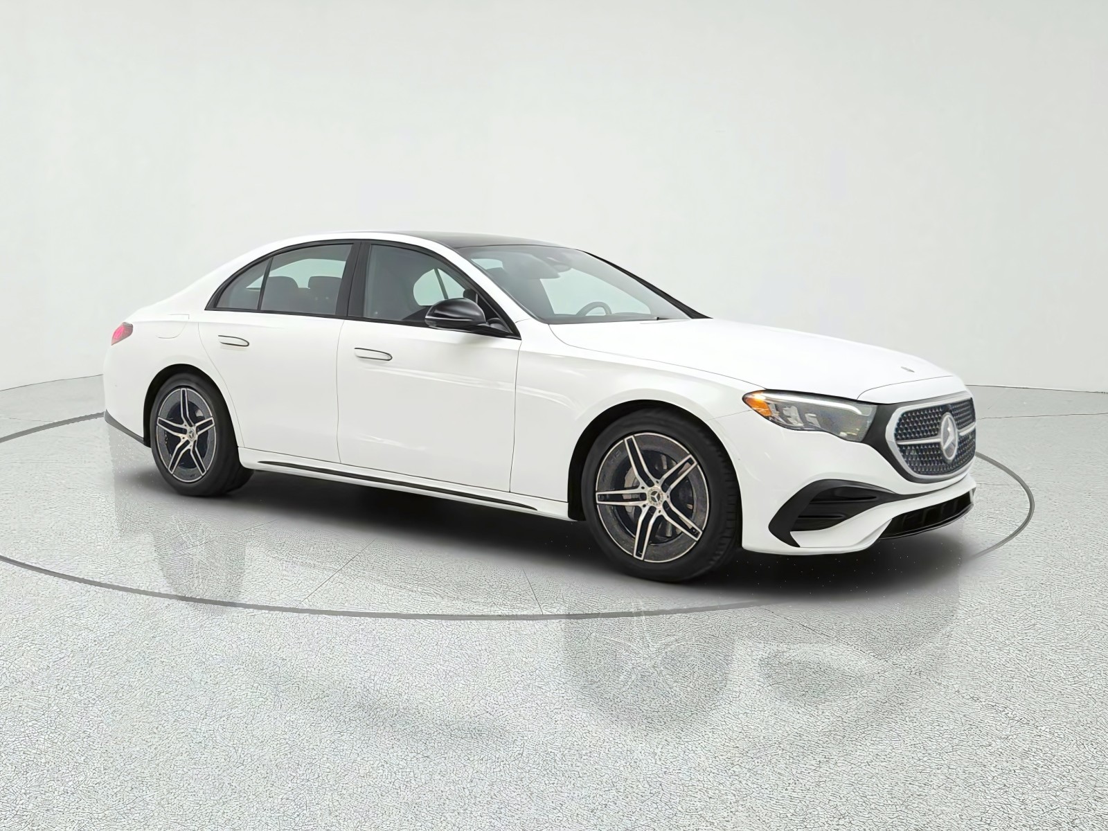 New 2027 Polar White Mercedes-Benz E 350 RWD Sedan image 3