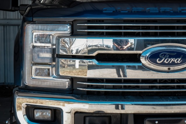 2019 Ford F-350 Lariat 44