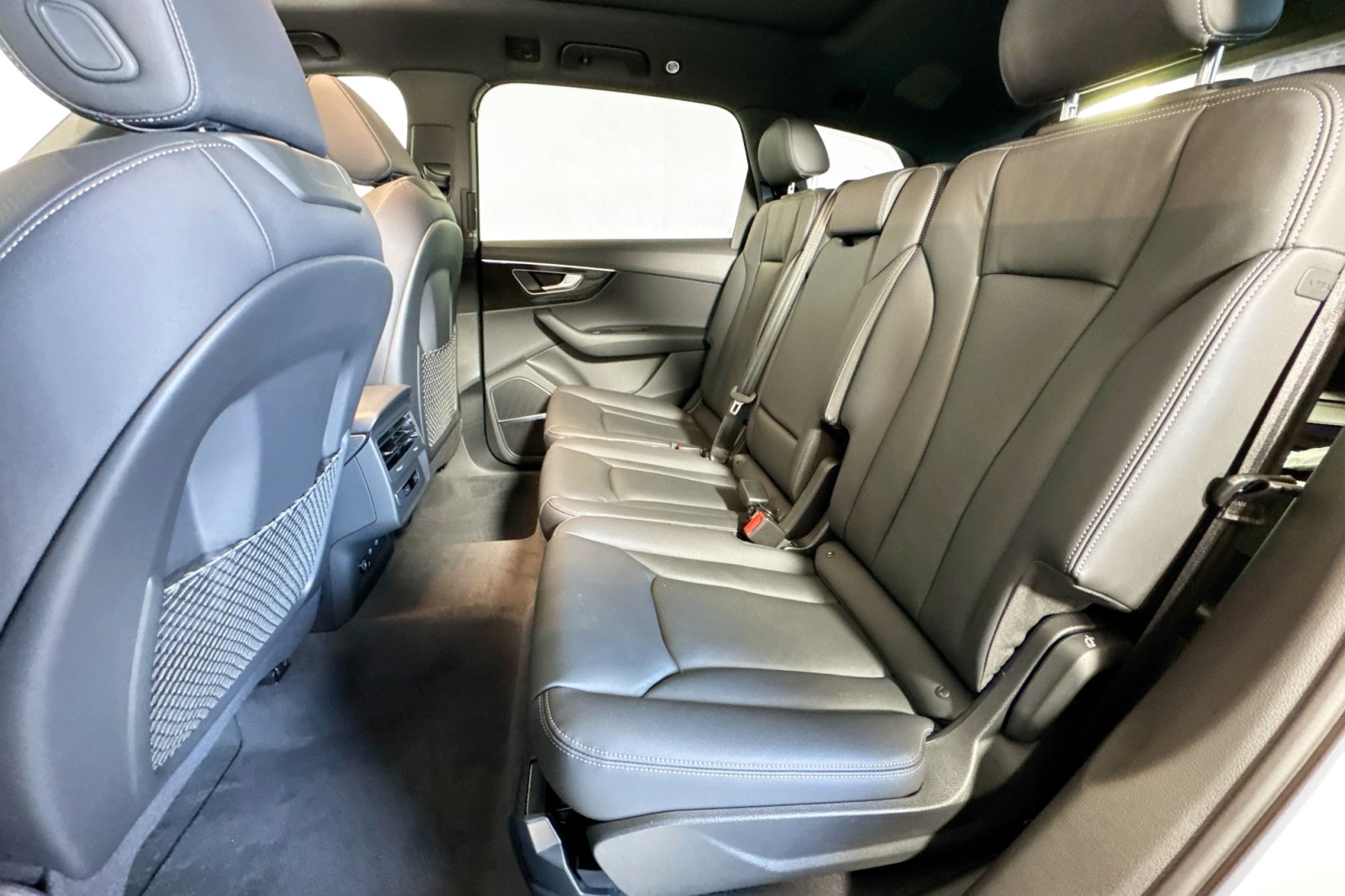 New 2026 Glacier White Metallic Audi Premium 45 quattro image 21