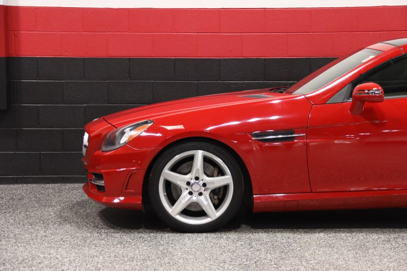 2012 Mercedes-Benz SLK 350 AMG Sport 2dr Roadster in , 