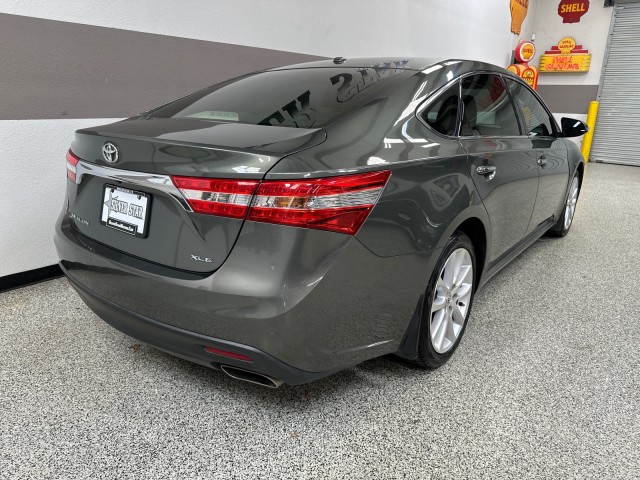 2013 Toyota Avalon XLE Touring 3.5L-V6 in , 