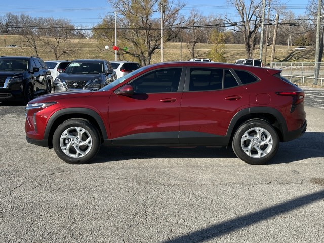 2025 Chevrolet Trax LS 6