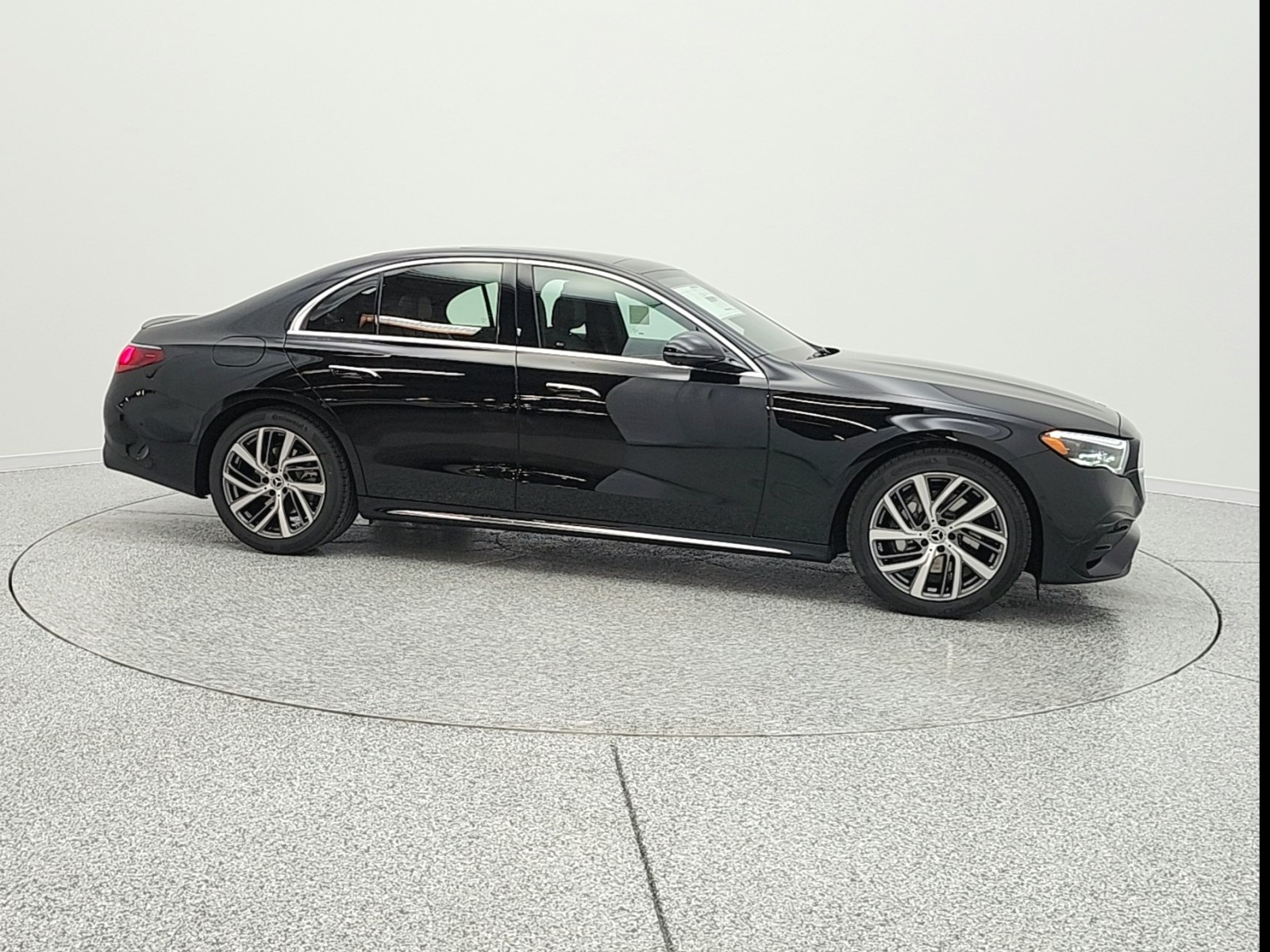 New 2026 Black Mercedes-Benz E 350 image 4