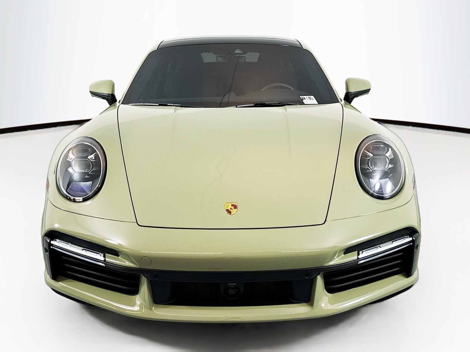 2022 Porsche 911 Turbo S 2