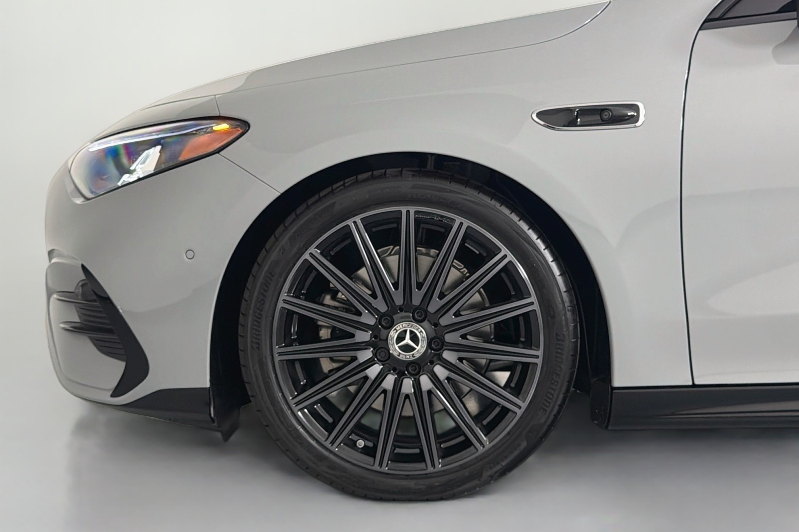 New 2027 MANUFAKTUR Alpine Grey Mercedes-Benz CLA 220 Hybrid FWD image 9