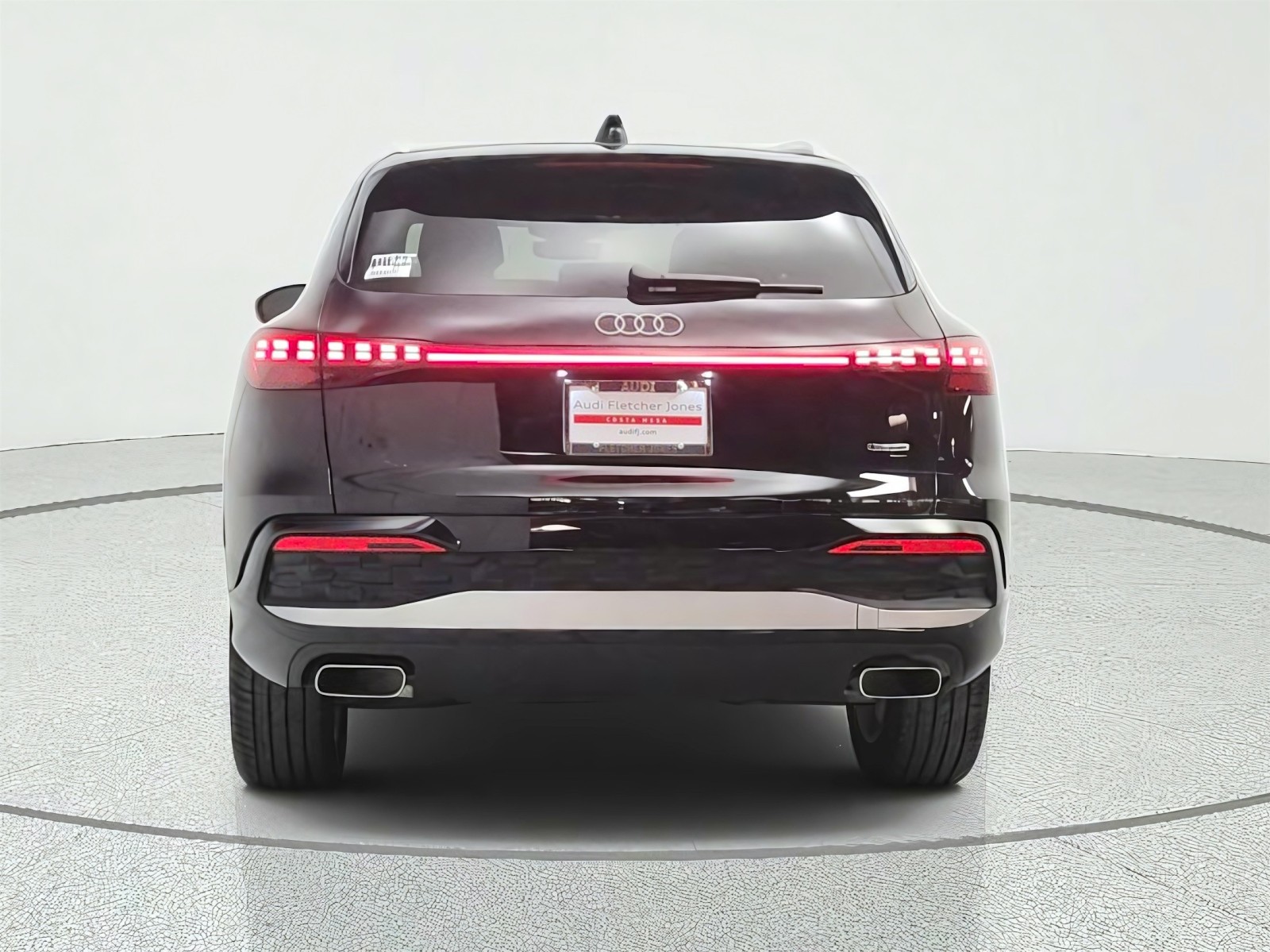 Used 2025 Mythos Black Metallic Audi Premium Plus image 6