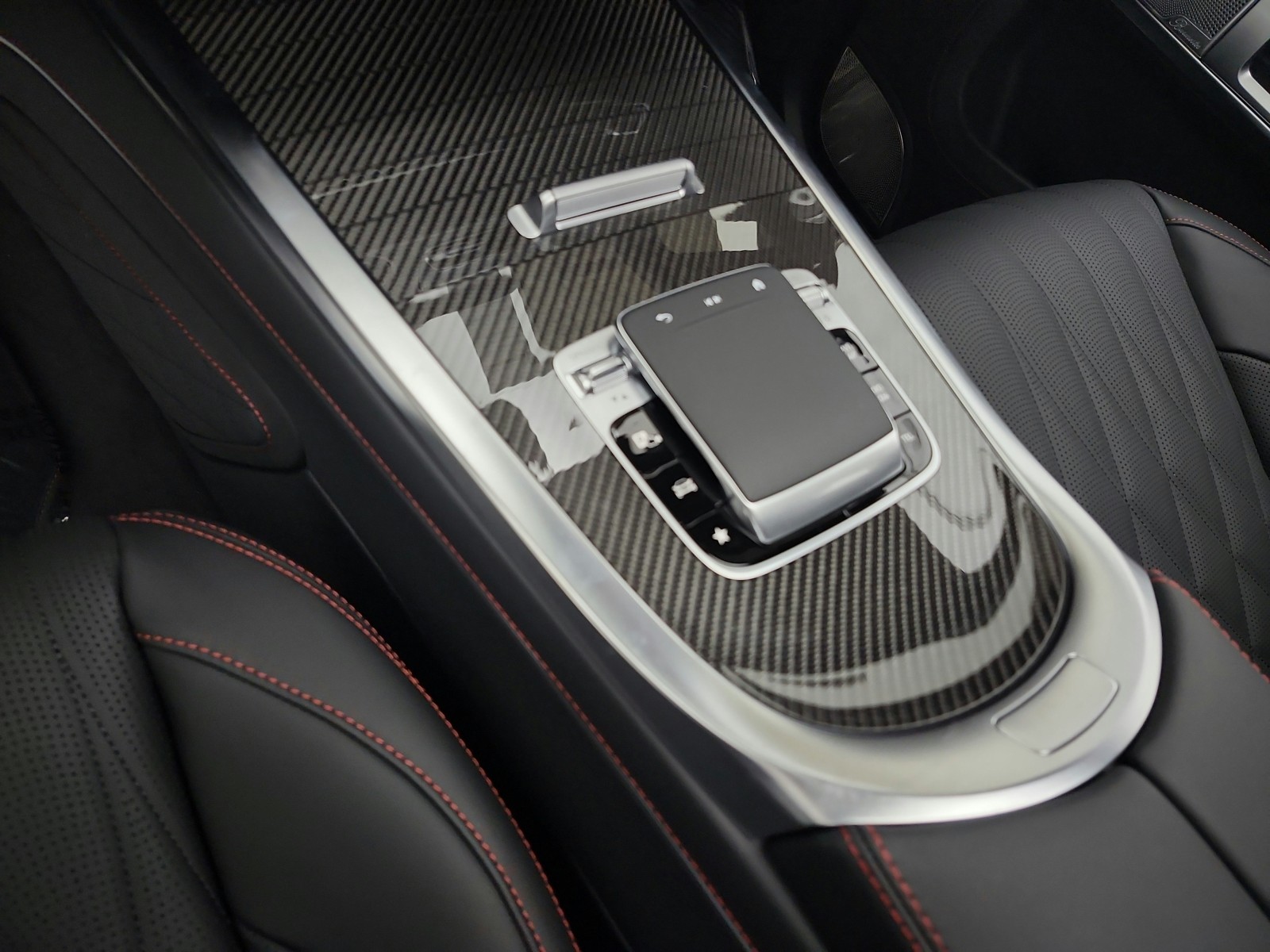 New 2026 MANUFAKTUR Moonlight White Metallic Mercedes-Benz AMG® G 63 SUV image 9