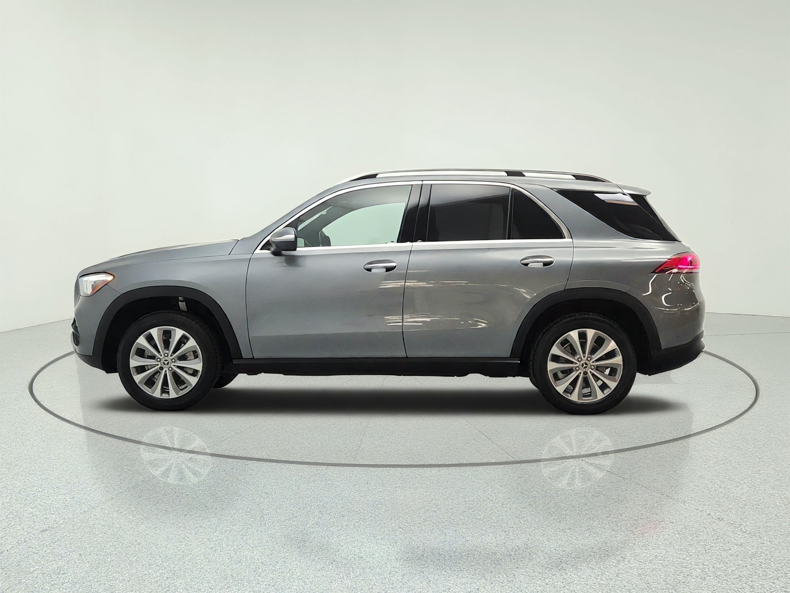 Used 2023 Selenite Grey Metallic Mercedes-Benz GLE 350 SUV image 8