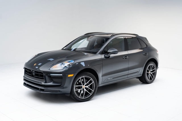 2025  Macan  in , 